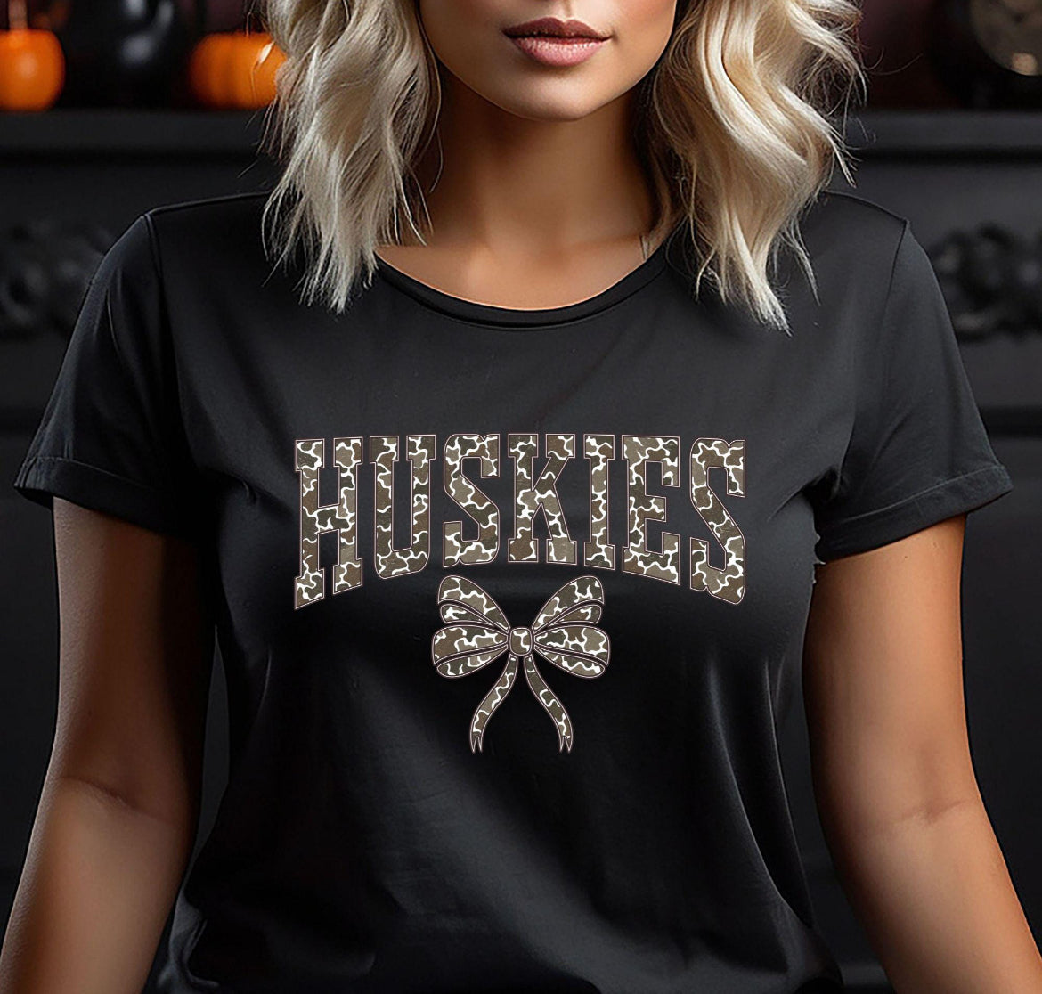 Camo Bow Huskies Sweatshirt