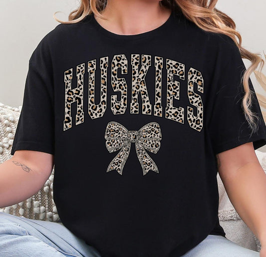 Leopard Bow Huskies Tee