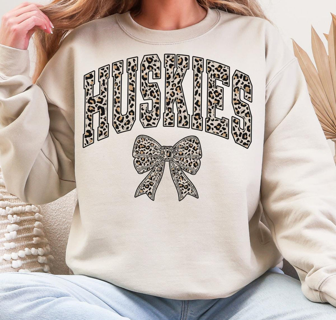 Leopard Bow Huskies Tee